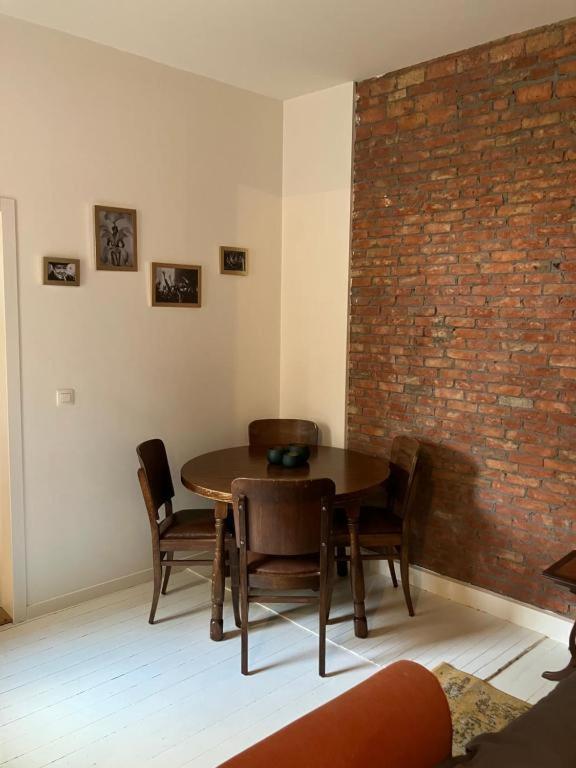 Living History - Suikernest Aparthotel Anvers Exterior foto