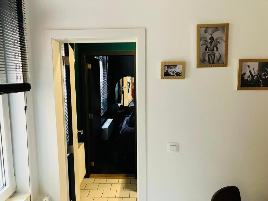 Living History - Suikernest Aparthotel Anvers Exterior foto