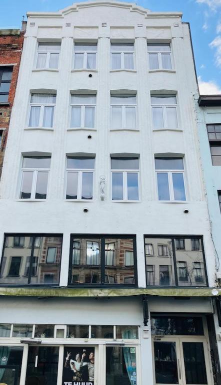Living History - Suikernest Aparthotel Anvers Exterior foto